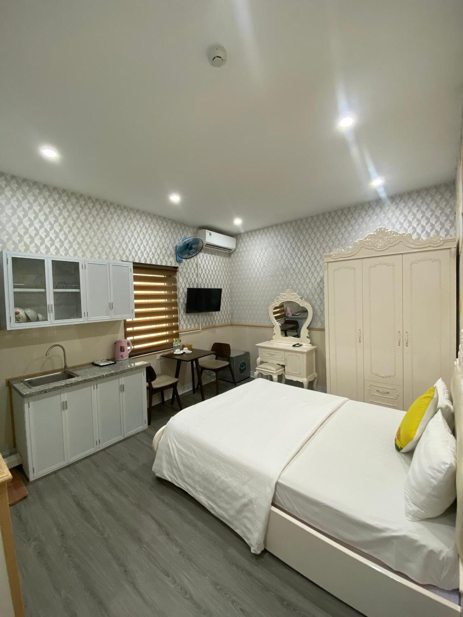 Khach San Huong Duong Hotel Hanoi Buitenkant foto